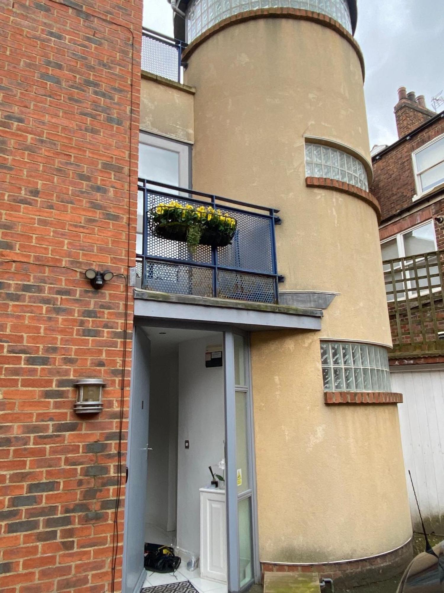 Central Leeds Townhouse With Private Roof Garden Sleeps 4 Exterior photo